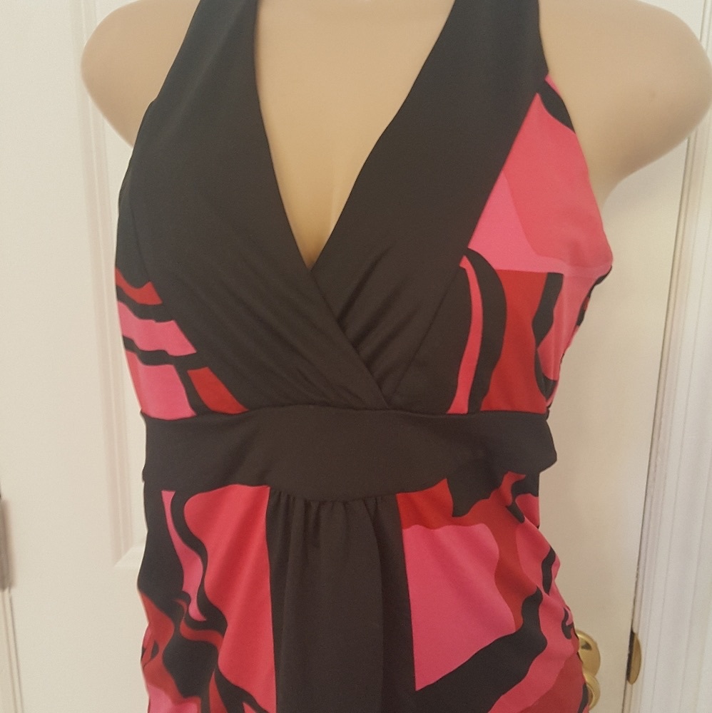 BLACK AND  PINK  TOPS SIZE L